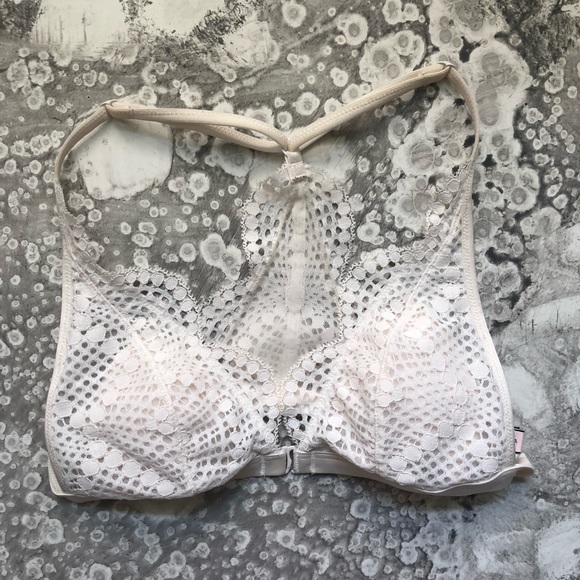 Victoria’s Secret white lace bralette - Picture 1 of 3